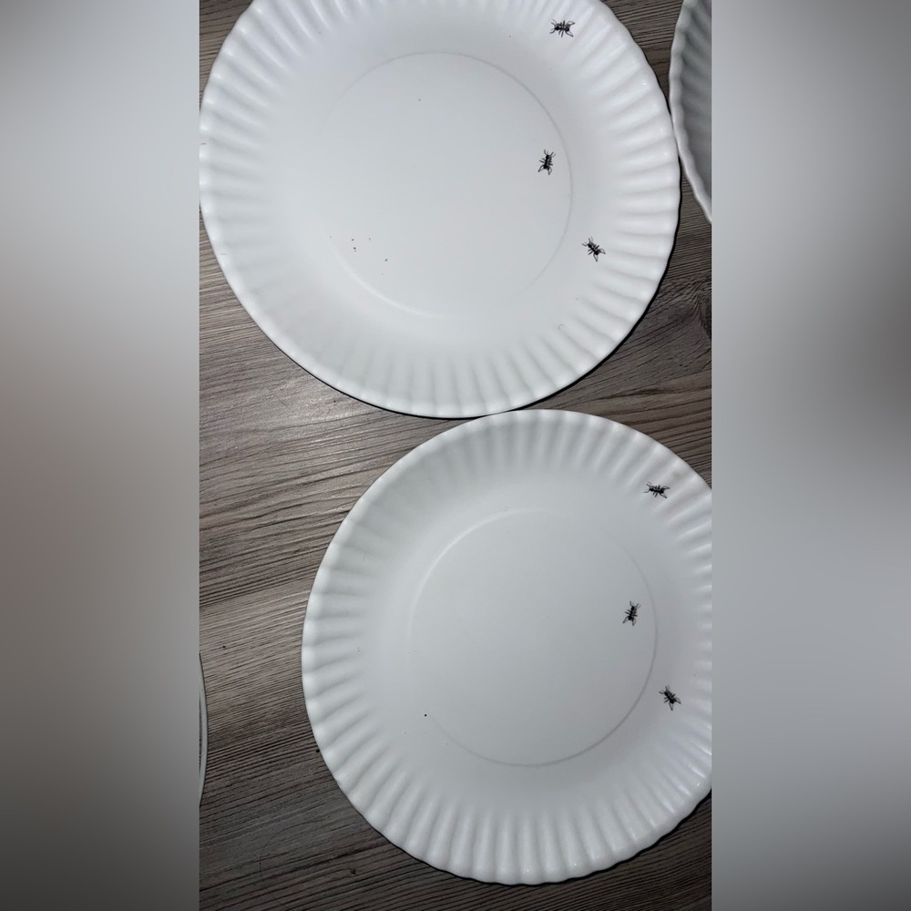 180 Degrees Reusable Melamine "Paper Plate Look" 8.75” Dinner Plates - Picture 3 of 8